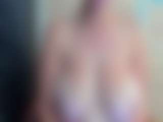curvyjules's Live Sex Cam Show