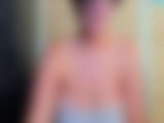 Live cam show with curvyjules - Ass Clapping on Camsoda