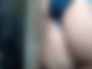 curvyjules's Live Sex Cam Show