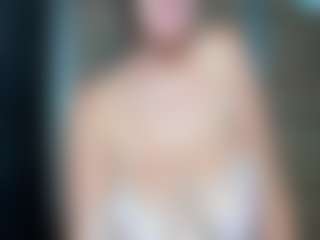 curvyjules's Live Sex Cam Show