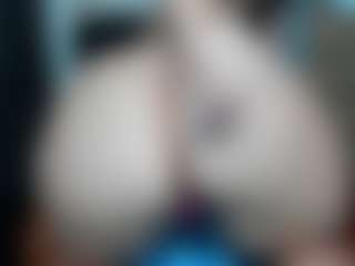 curvyjules's Live Sex Cam Show