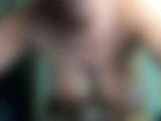 curvyjules's Live Sex Cam Show
