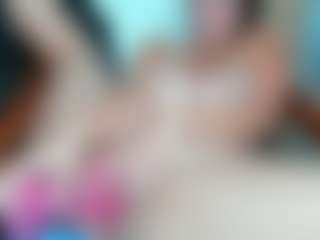 curvyjules's Live Sex Cam Show