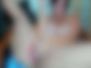 curvyjules's Live Sex Cam Show