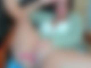 curvyjules's Live Sex Cam Show