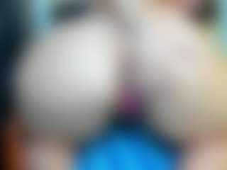 curvyjules's Live Sex Cam Show