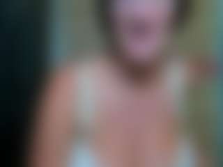 curvyjules's Live Sex Cam Show