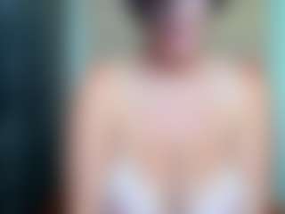 curvyjules's Live Sex Cam Show