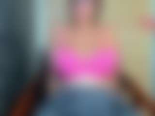 curvyjules's Live Sex Cam Show
