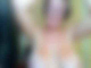curvyjules's Live Sex Cam Show