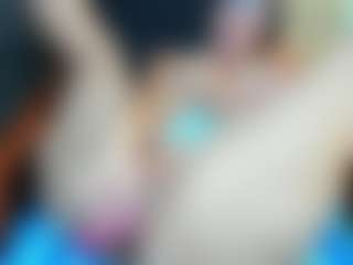 curvyjules's Live Sex Cam Show