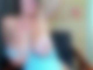 curvyjules's Live Sex Cam Show