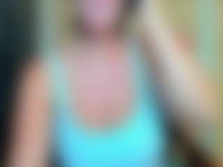 curvyjules's Live Sex Cam Show