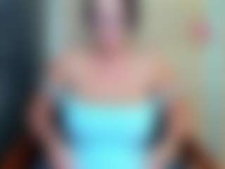 curvyjules's Live Sex Cam Show