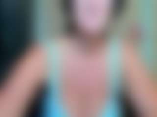 curvyjules's Live Sex Cam Show
