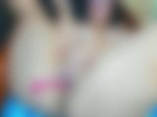 curvyjules's Live Sex Cam Show