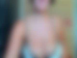 curvyjules's Live Sex Cam Show