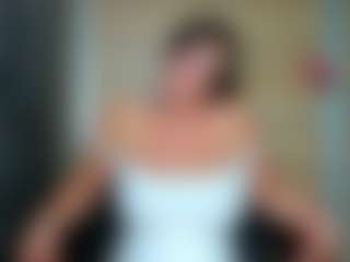 curvyjules's Live Sex Cam Show
