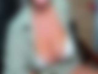 curvyjules's Live Sex Cam Show