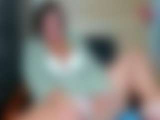 curvyjules's Live Sex Cam Show