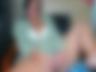 curvyjules's Live Sex Cam Show