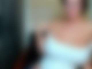 curvyjules's Live Sex Cam Show