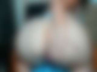 curvyjules's Live Sex Cam Show