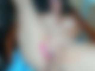 curvyjules's Live Sex Cam Show