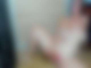 curvyjules's Live Sex Cam Show