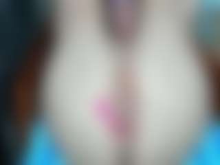 curvyjules's Live Sex Cam Show