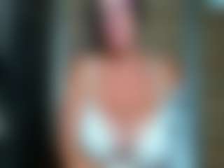 curvyjules's Live Sex Cam Show