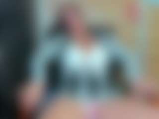 curvyjules's Live Sex Cam Show