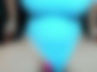 curvyjules's Live Sex Cam Show