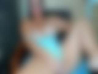 curvyjules's Live Sex Cam Show