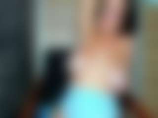 curvyjules's Live Sex Cam Show