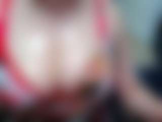 Live cam show with suecute - Office on xDating