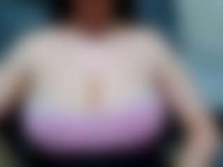Live cam show with suecute - Thick on Fling VIP Chat