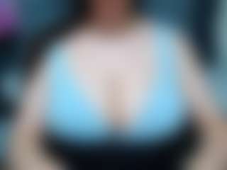 Live cam show with suecute - Thick on Cam Slut