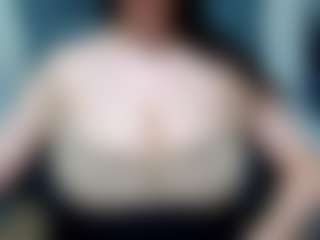 Live cam show with suecute - Cute on Camsoda