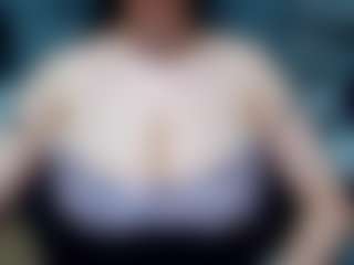 Live cam show with suecute - Thick on Fling VIP Chat