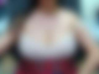 Live cam show with suecute - Petite on madthumbs
