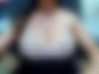 Live cam show with suecute - Bikini on fapnchat