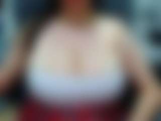 Live cam show with suecute - Office on Soda Cam