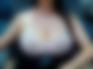 Live cam show with suecute - Thick on Camsoda