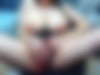 Live cam show with suecute - Kinky on CamClone