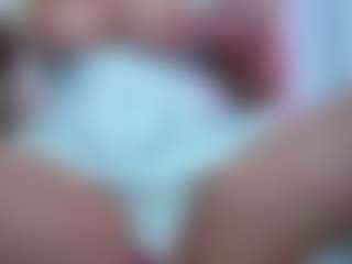 Live cam show with April - BBW on Fling VIP Chat