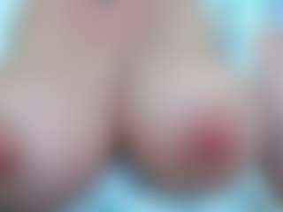Live cam show with April - Blonde Hair on Streamer API