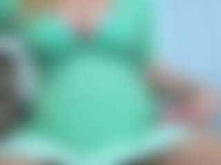 Live cam show with April - Blonde Hair on fapnchat