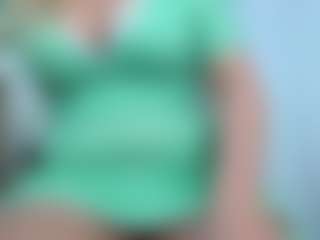 Live cam show with April - Cosplay BBW on Camsoda