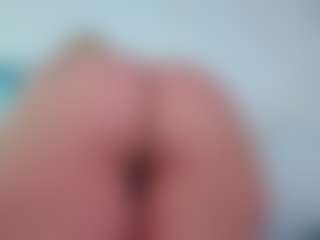 Live cam show with April - Thick on Dare Cams